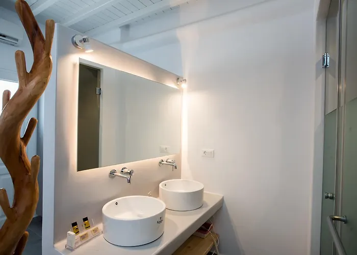 Mina 4* Platys Gialos (Mykonos)