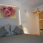 Mina 4*