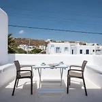 Aparthotel Mina