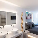 Mina Aparthotel