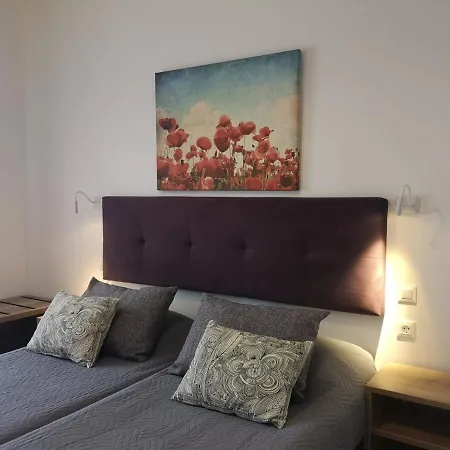 مينا استوديوز 3*
