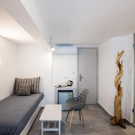 Mina 3* Platys Gialos (Mykonos)