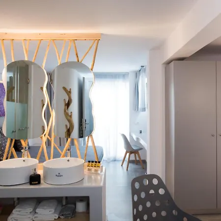 Hotel apartamentowy Mina