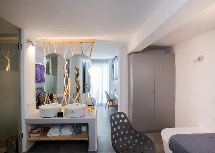 Hotel apartamentowy Mina Platys Gialos (Mykonos)